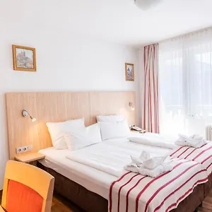 https://astoria.stuttgart-hotel.com